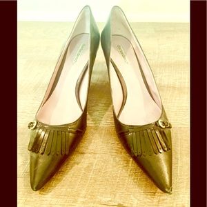Charles David size 10 shoes low heel.
